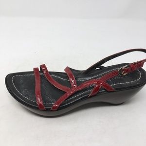 DONALD PLINER RED HEELS 6M